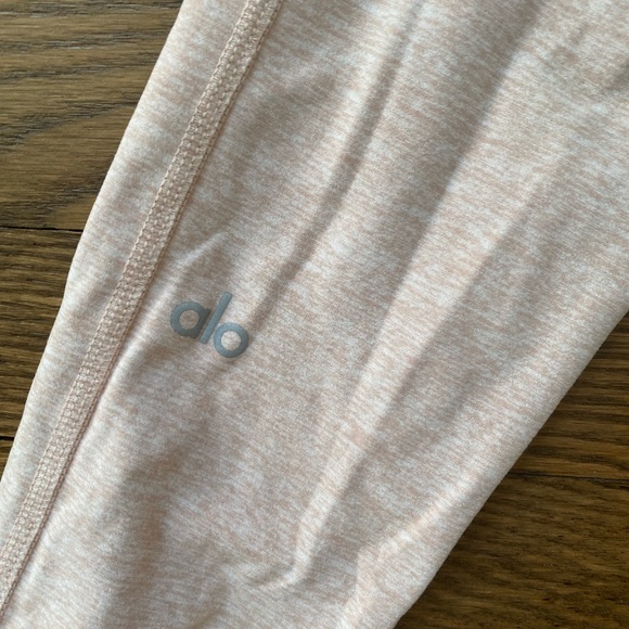 Alo high waisted nectar color leggings - Picture 2 of 3